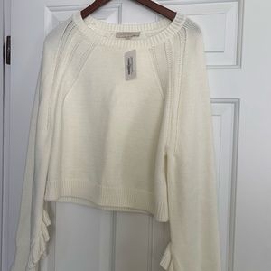 White long sleeved sweater